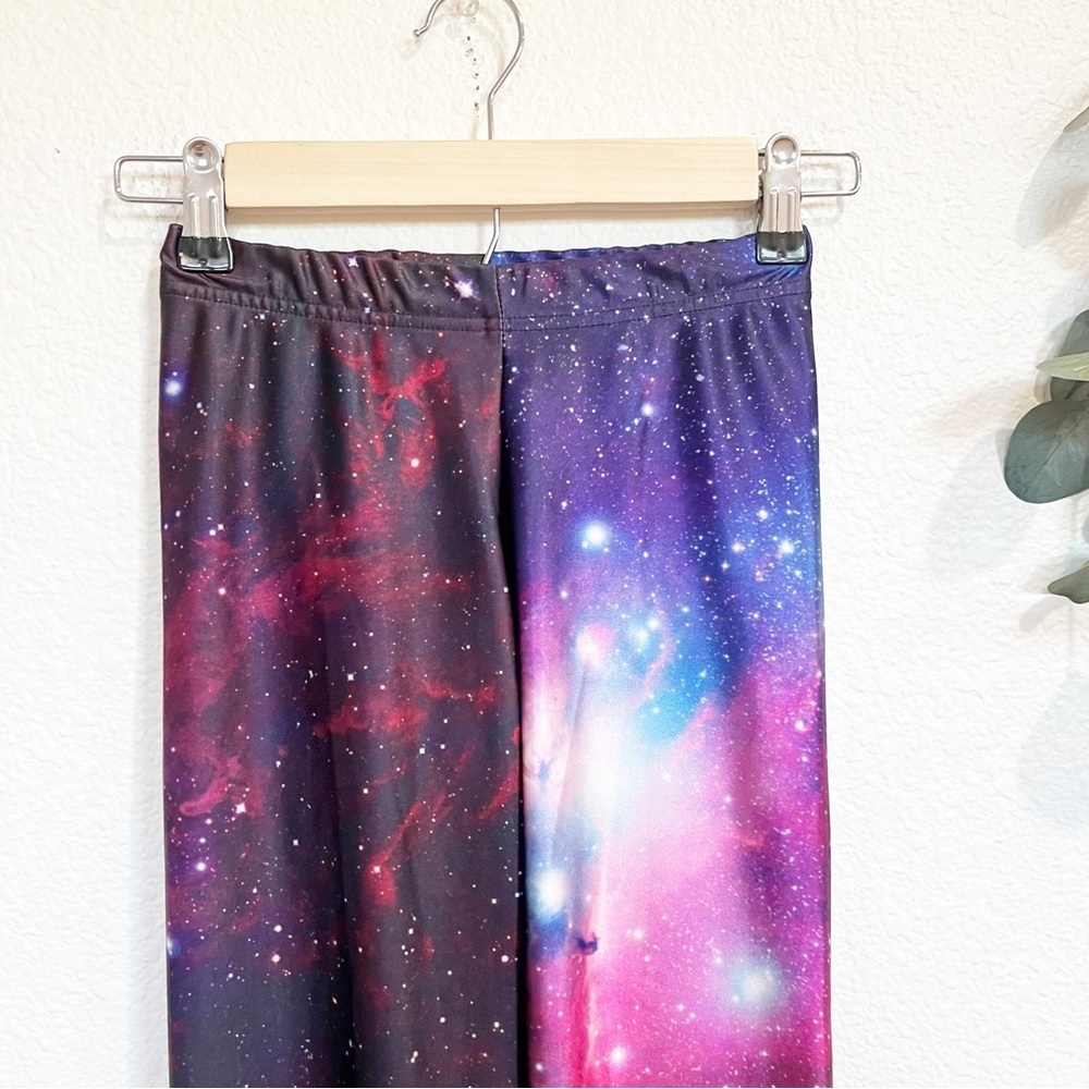 Blackmilk- Purple/Pink Galaxy Leggings Small - Picture 6 of 8